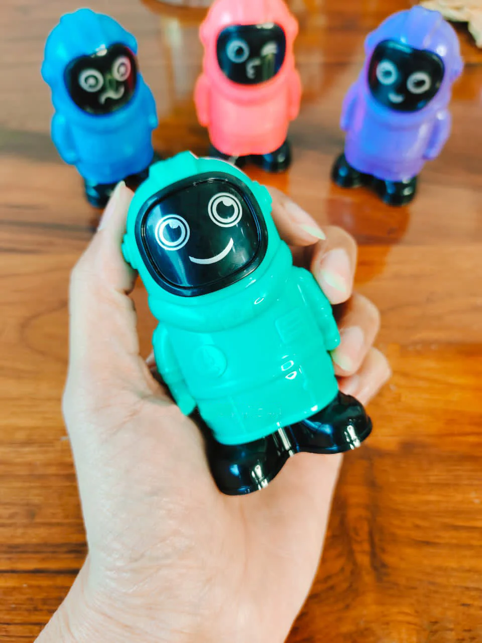 Cute Astronaut Shape Dual Hole Sharpener & Eraser - Image 3