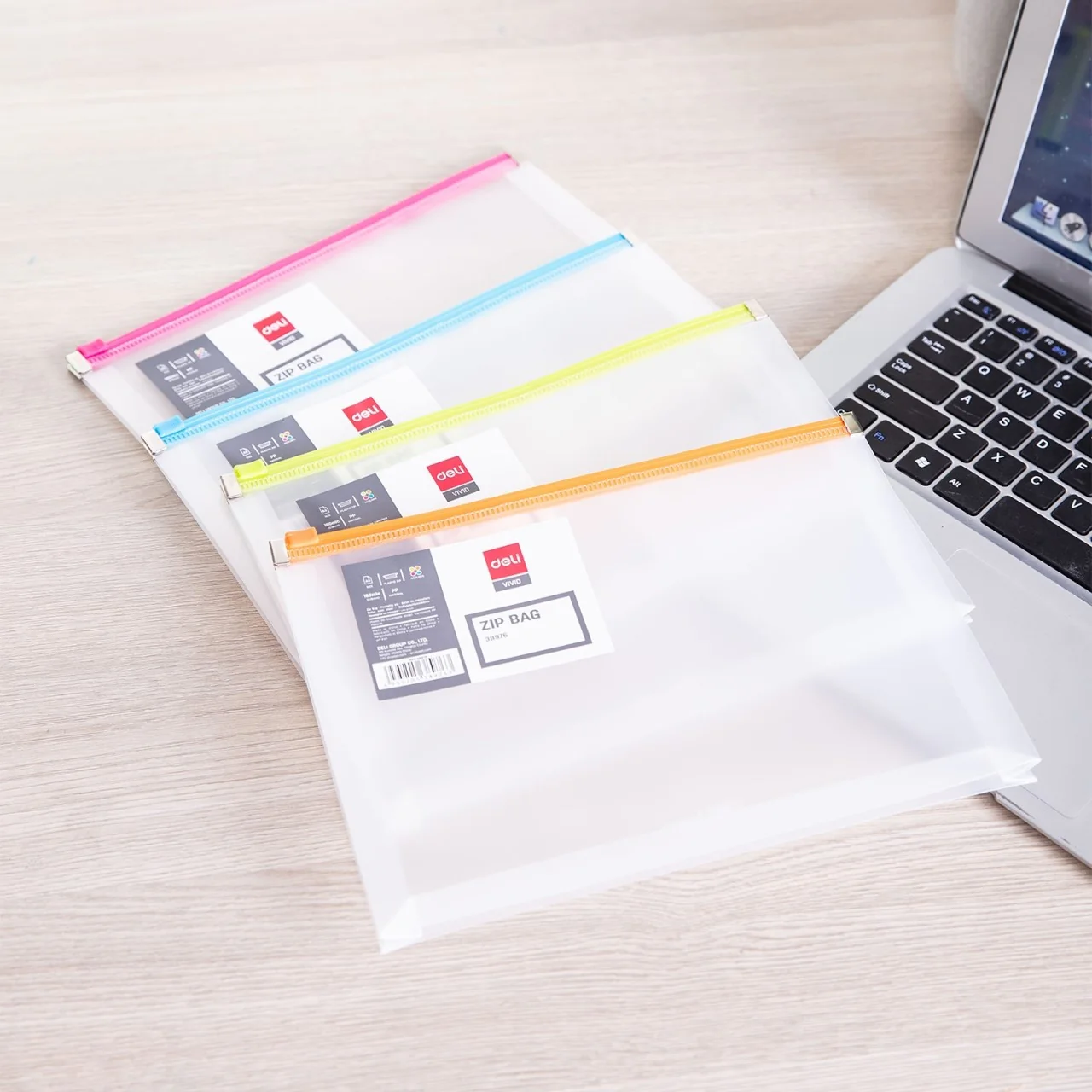 Deli Zipper File Bag A5 Transparent E38976 - Image 3