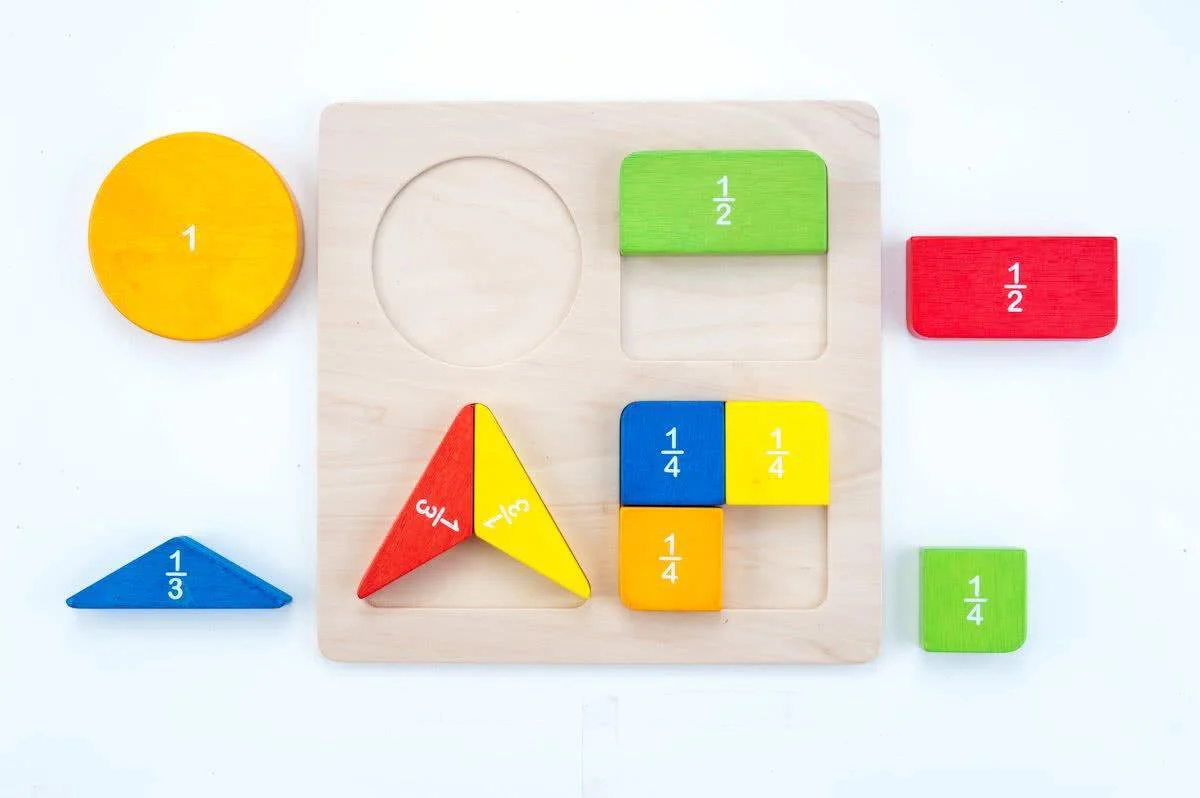 Geometric Sorter Fractions Rubber Wooden Plate - Image 2