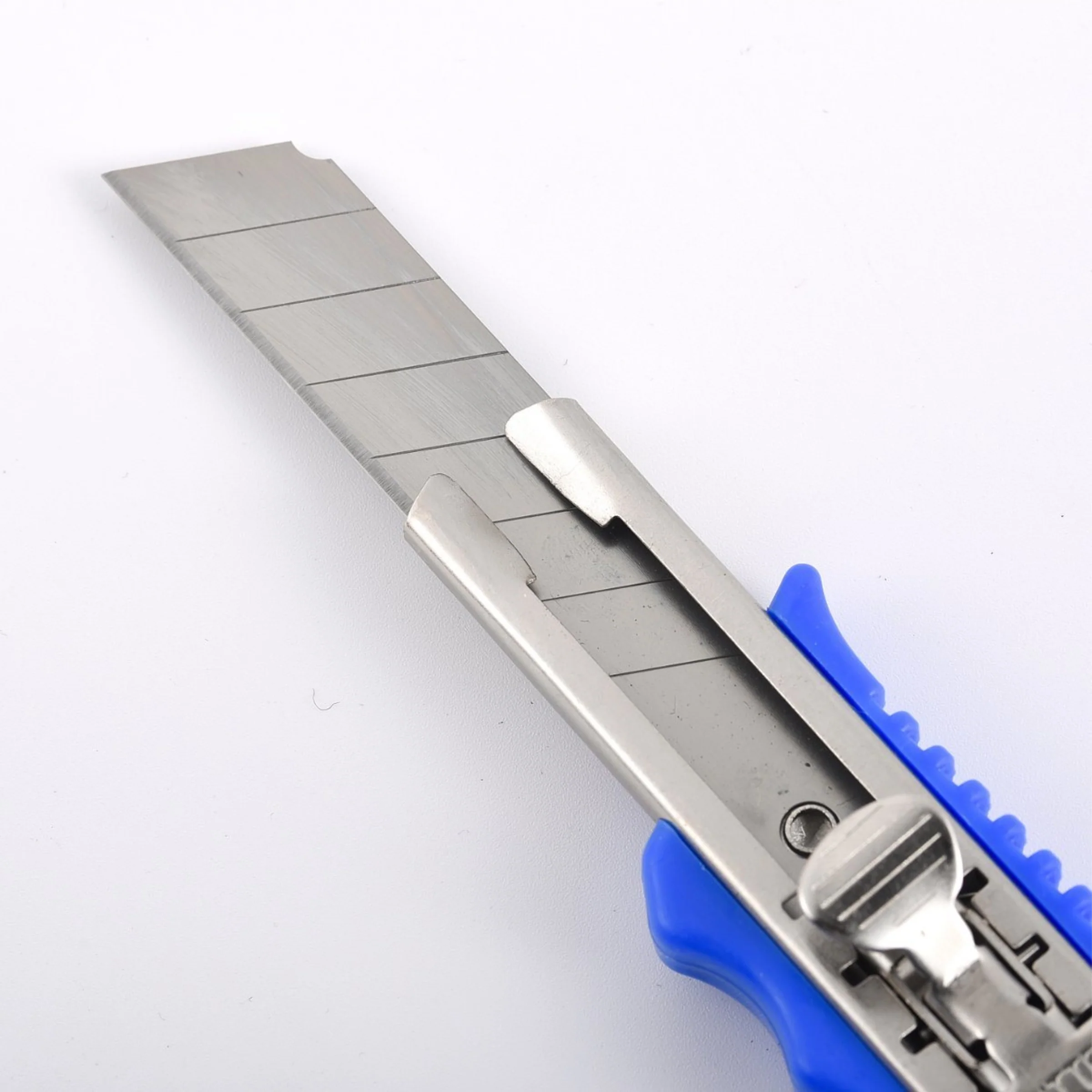 Paper Cutter Steel Clip (6898) - Image 3