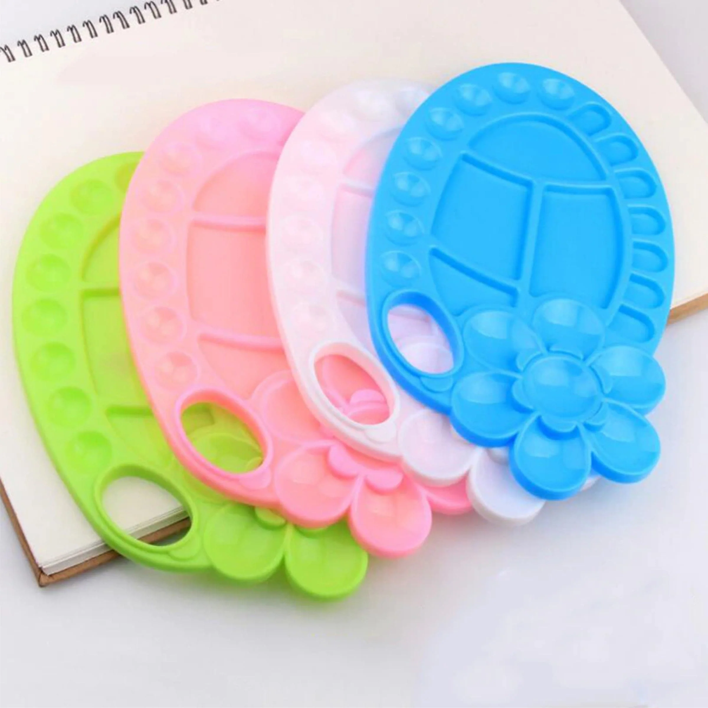 Plastic Paint Palette 26 Pot Small - Image 2