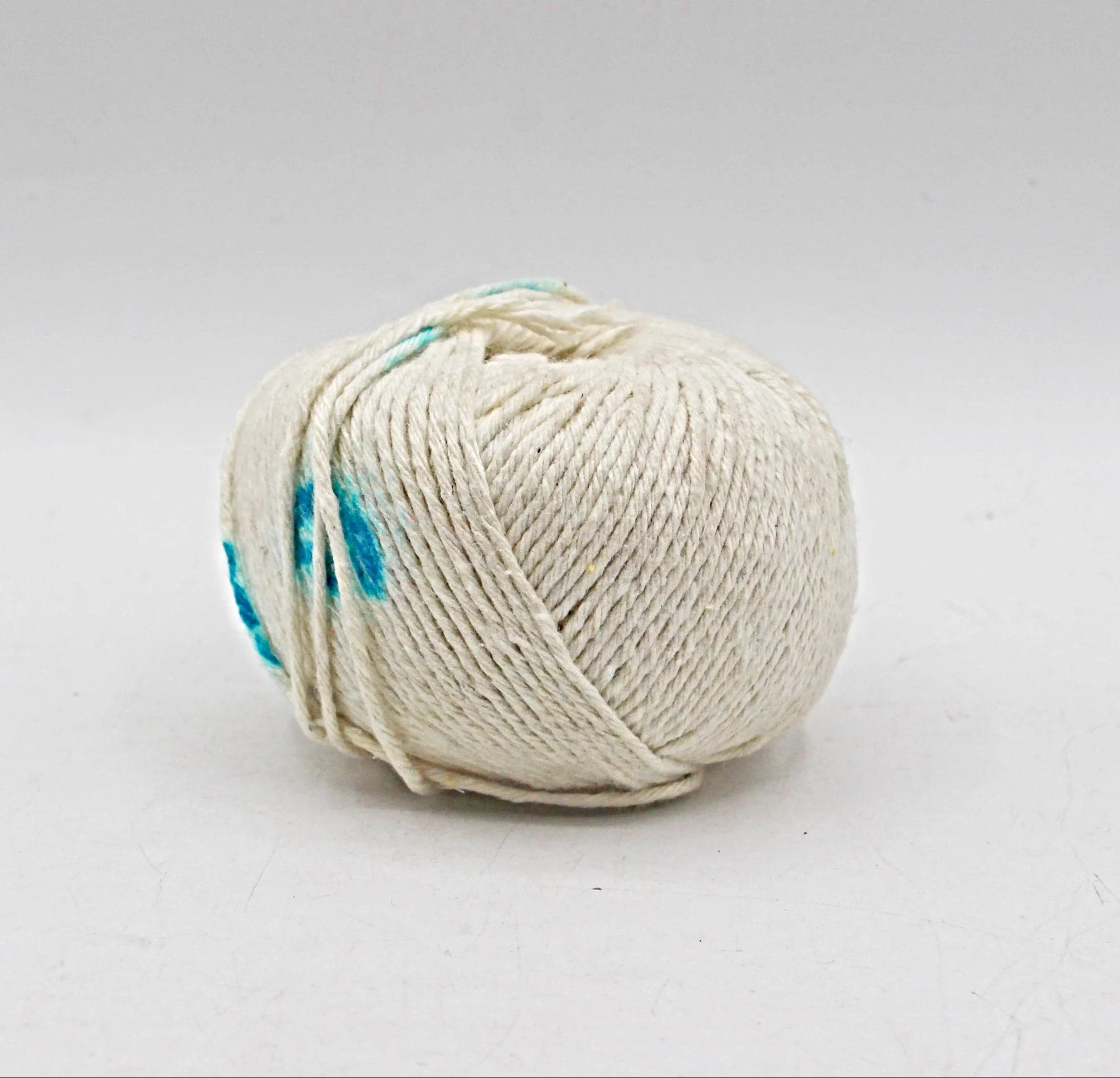 Suter Gola White Dhaga - Image 2